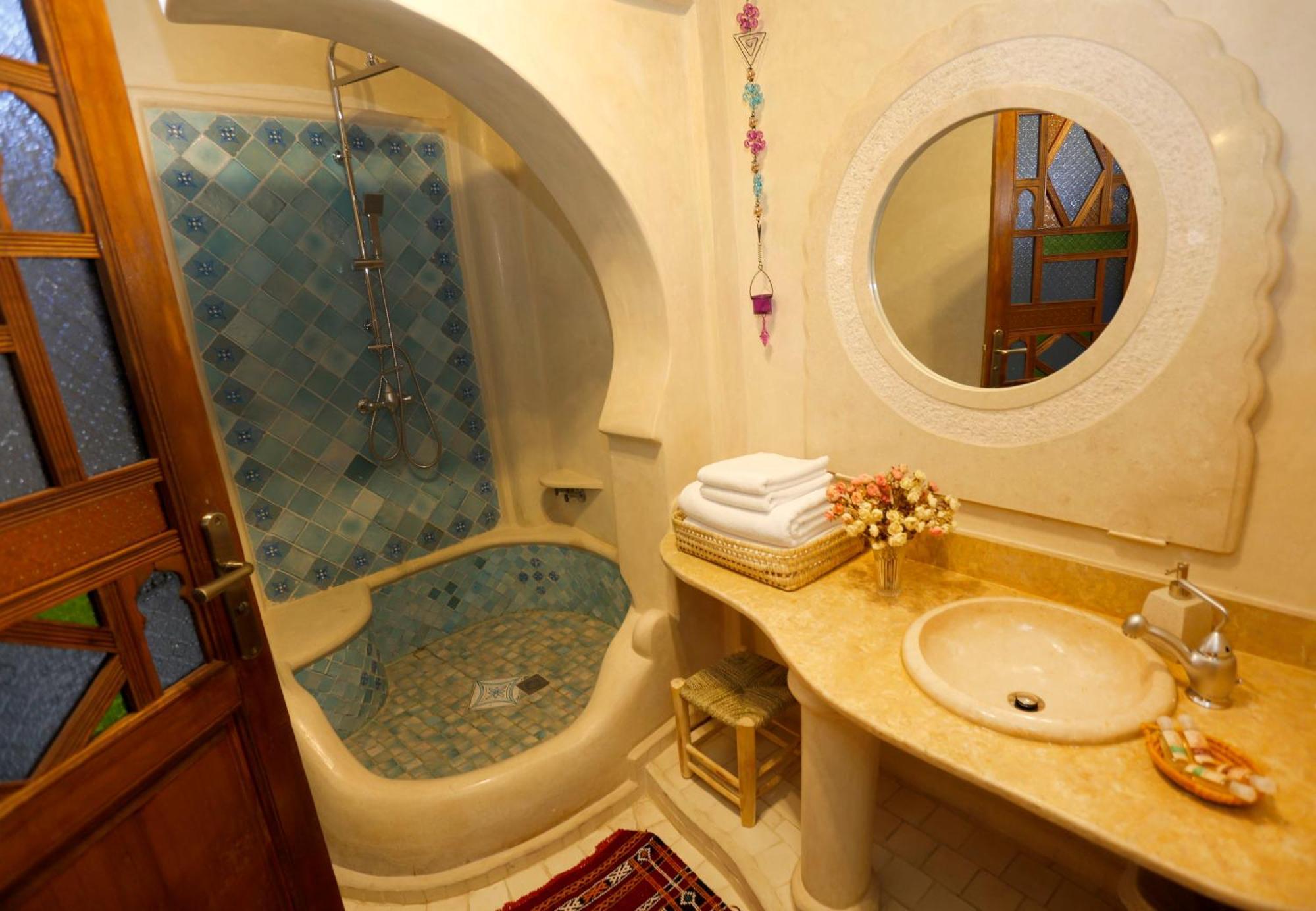 Riad Cherifa 셰프샤우엔 객실 사진